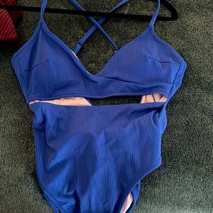 NWT shade and shore bathing suit